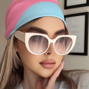 چطور فریم مناسب برای عینک آفتابی و طبی انتخاب کنیم؟