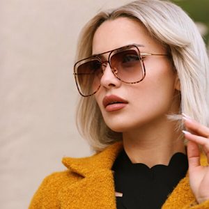 چطور عینک طبی را با عادت روزانه و سبک زندگی انتخاب کنیم؟