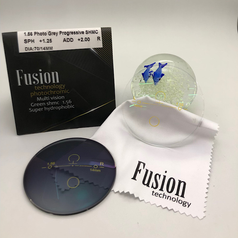 عدسی طبی تدریجی فتوکرومیک 1,56برند Fusion